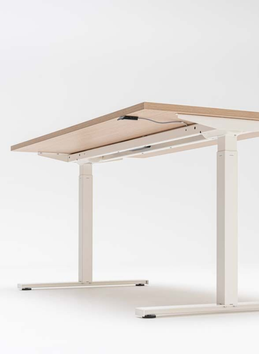 Ogi Drive Electric Height Adjustable Desk