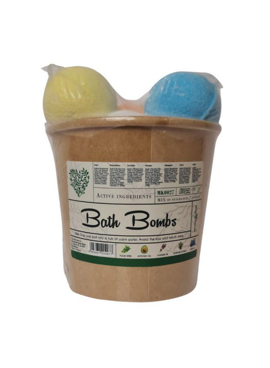 Soap&Friends Large Set of Effervescent Multi Flavoured Bath Bombs (7x80g)