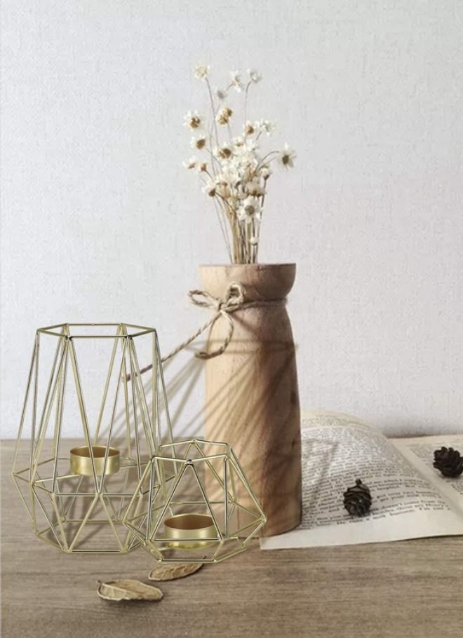 Elegant Metal Candle Holder - Stylish and Functional Home Decor Accent (Gold Color)