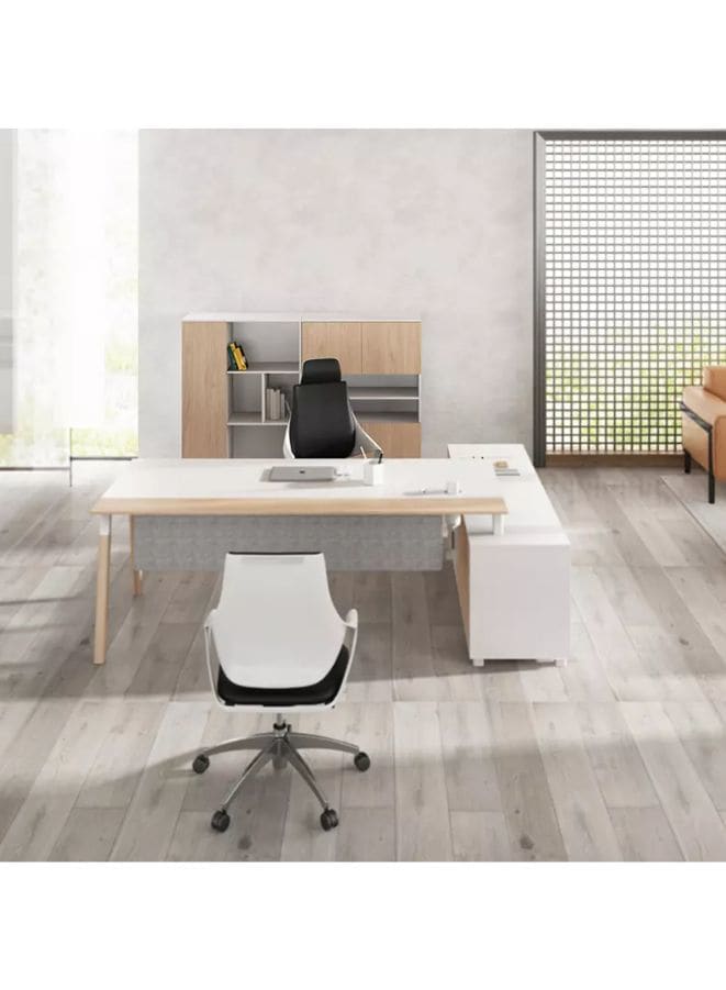 Modern executive office manager desk Fatio General Trading
