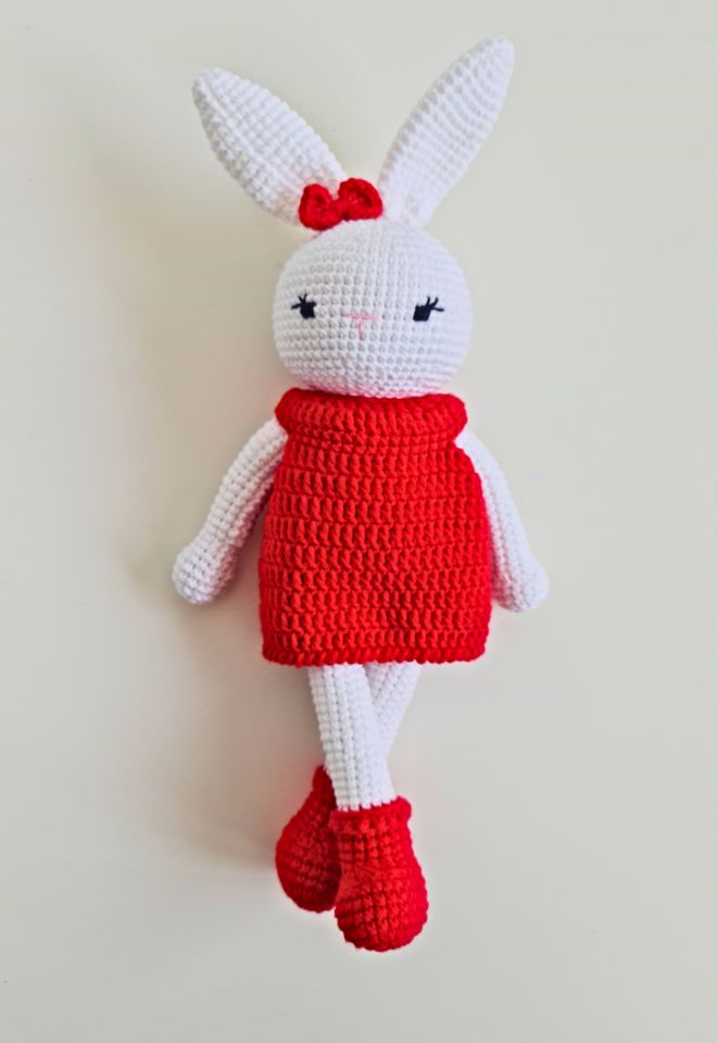 Handcrafted Crochet Doll: Elegantly Designed Amigurumi Masterpiece, Lovingly Handmade from 100% Cotton